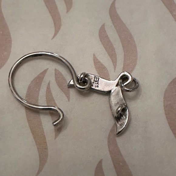 Vintage RETIRED James Avery Whale Tail Charm Holder Sterling Silver - Picture 3 of 5